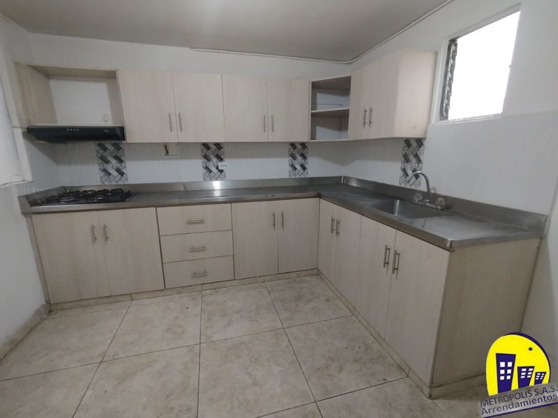 Casa-local en Arriendo en Boston